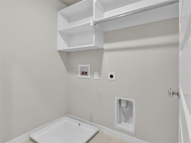 Building Photo - 2214 Spring Side Dr