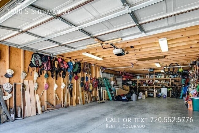 Building Photo - 1500 S Sherman St