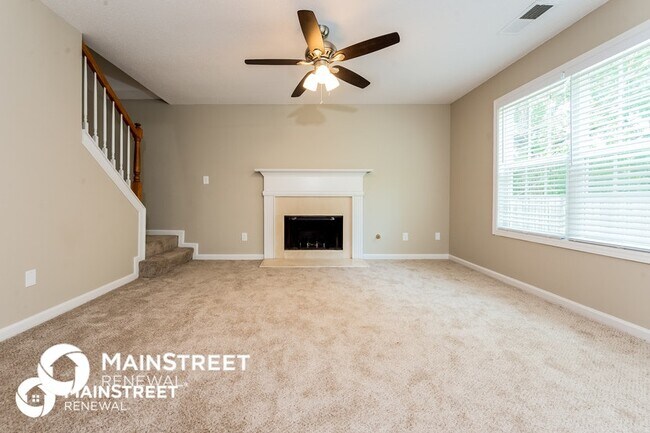 Building Photo - 3729 Summit Trce