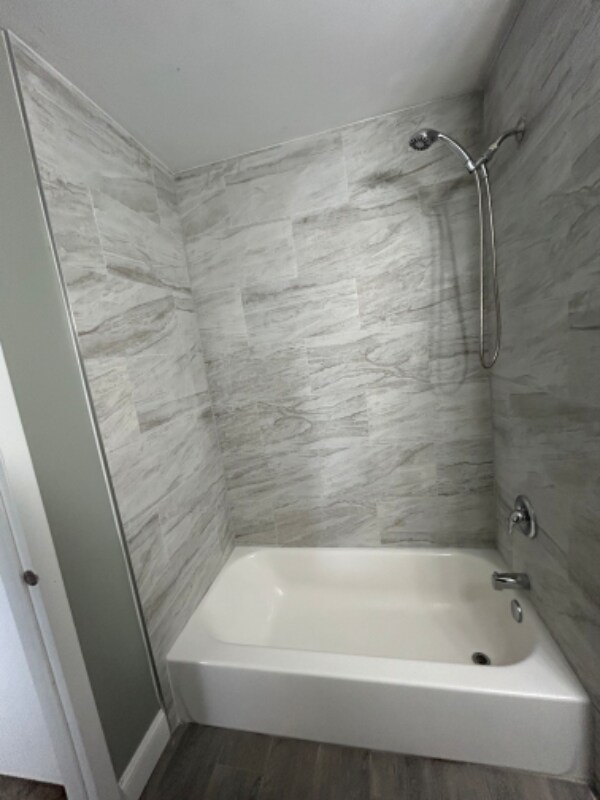 Building Photo - 26 Florence Tollgate Pl