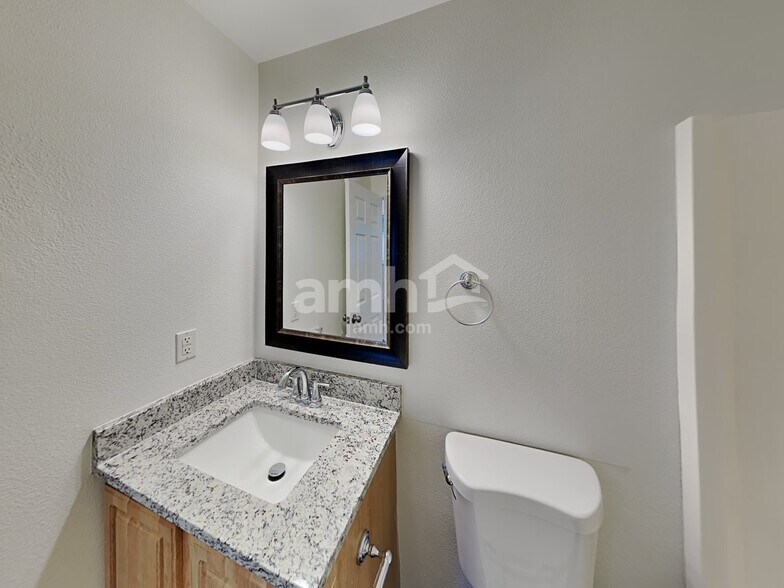 Building Photo - 6424 217th St E