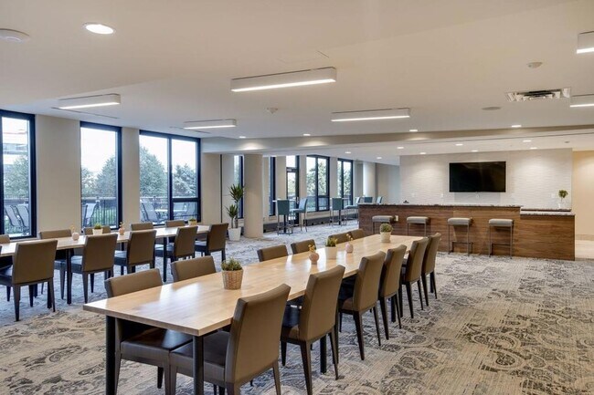 Building Photo - 1240 S 2nd St