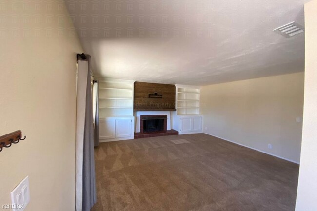 Primary Photo - Room for Rent, 1 bath House - 109 Hercules...