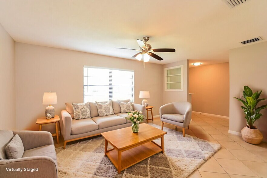 Building Photo - 245 Bridle Path