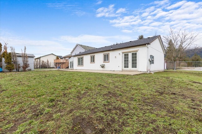 Building Photo - 6648 W Legacy Dr