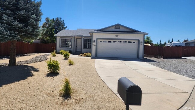 Primary Photo - 5910 Poinsettia Ct