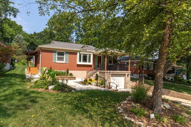 Building Photo - 2BD/2BATH Rockhill Home!