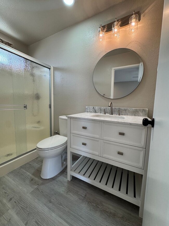 Building Photo - Apple Valley Home in Sitting Bull District