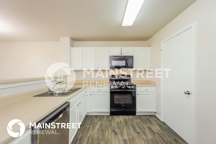 Building Photo - 6458 Candleview Ct