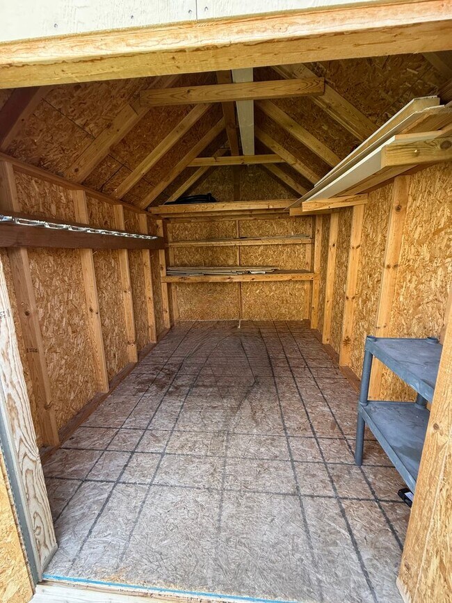 Building Photo - 5436 Bigfork Rd