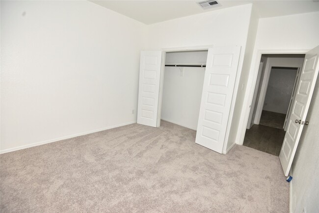 Building Photo - 23006 Forebear Dr