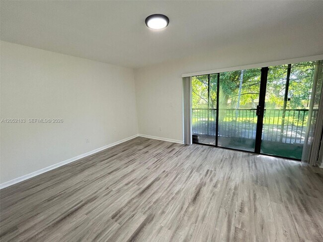 Building Photo - 11047 SW 154th Ct