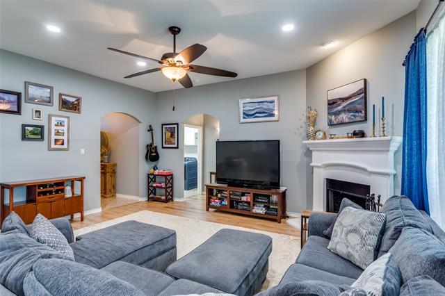 Building Photo - 9209 Hunters Ct