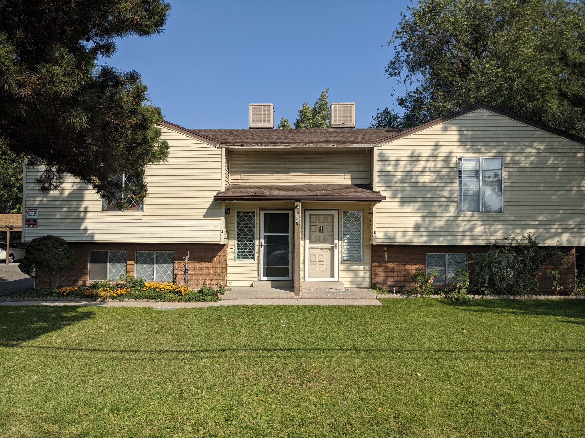Building Photo - 4499 S 4000 W