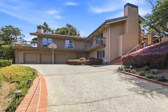 Building Photo - 3187 Alexis Dr