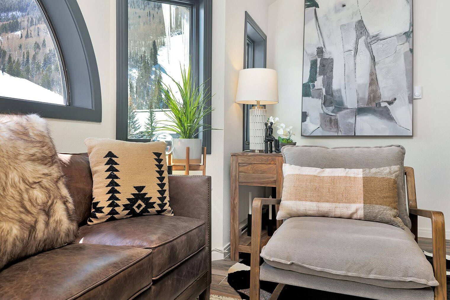 Building Photo - 280 Mahoney Dr