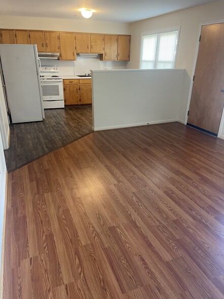 Den/Kitchen - 130 Harmon Dr