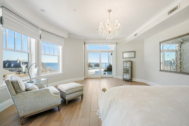 Building Photo - 35 Littles Point Rd