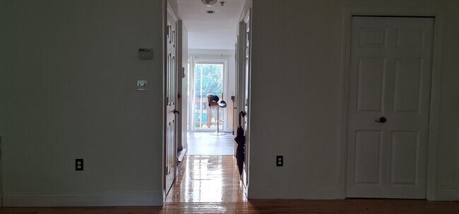 Building Photo - 41 West St