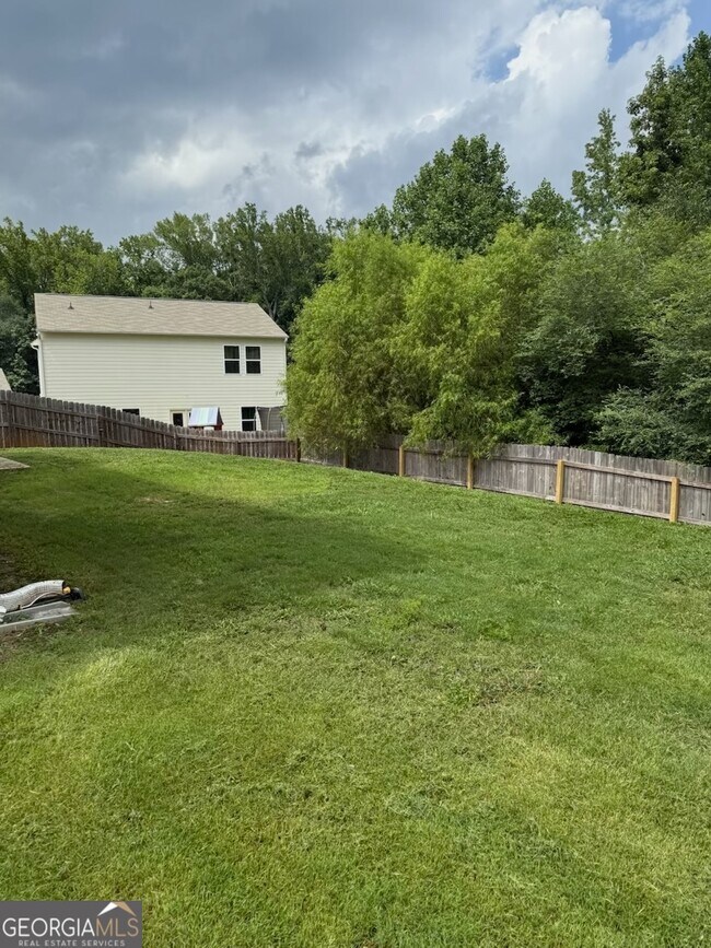 Building Photo - 354 Shepard Dr