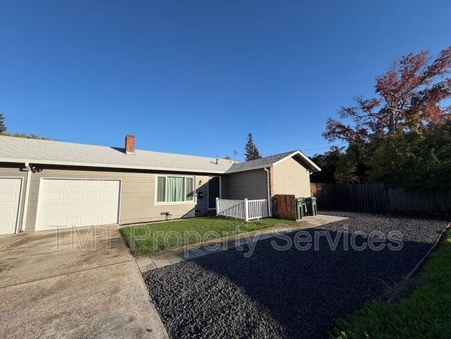 Building Photo - 2344-2346 Park Estates Dr.