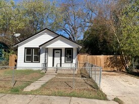 Building Photo - 543 Mary