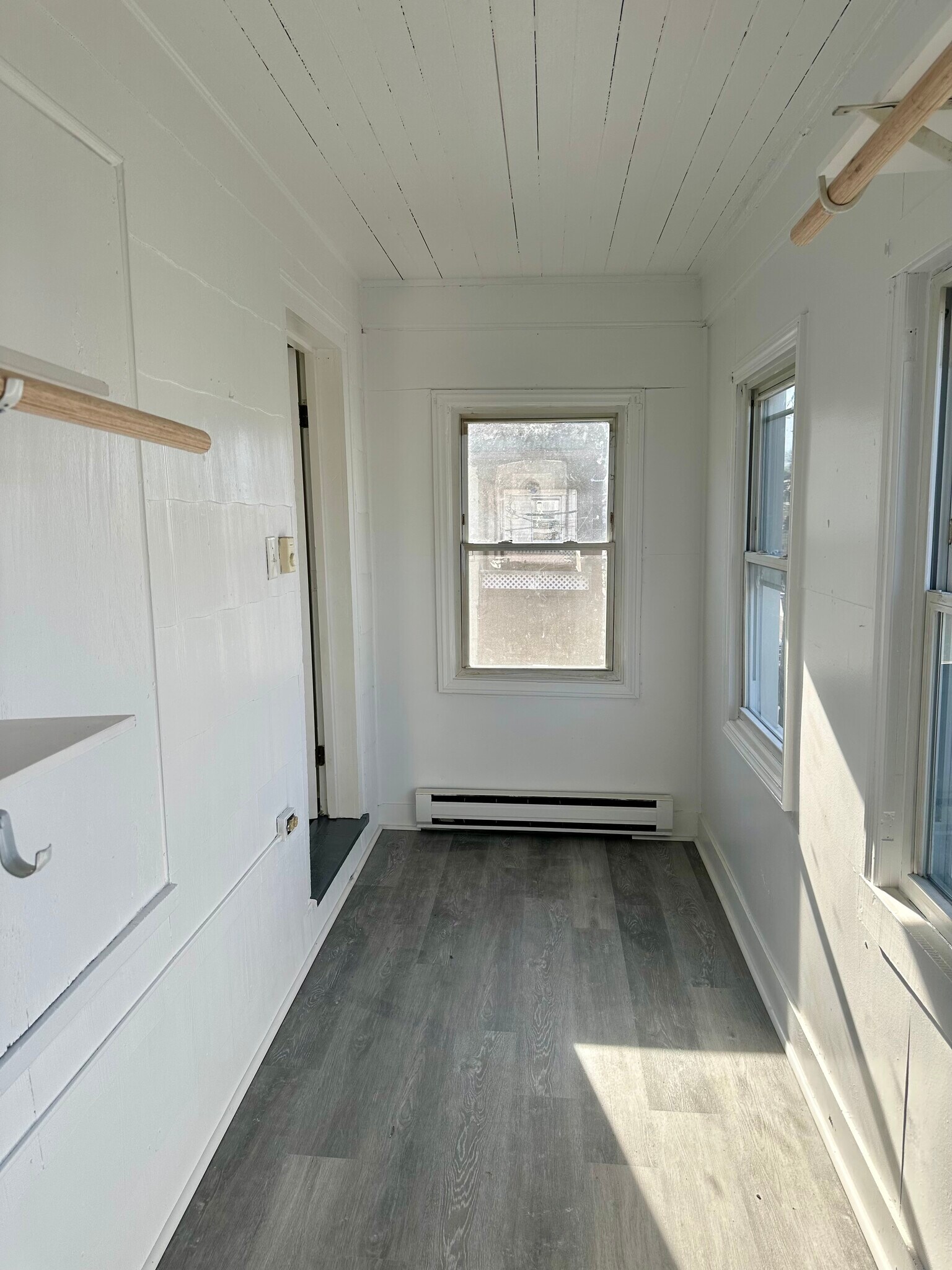 Building Photo - 39 N Spring St