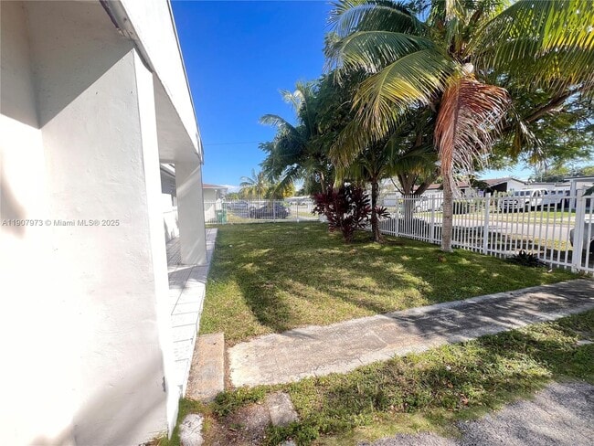 Building Photo - 10005 SW 214th St