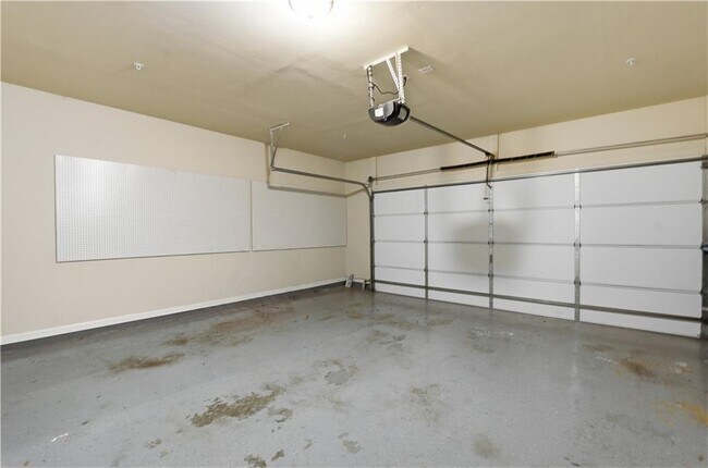 Building Photo - 2270 Tenor Ln