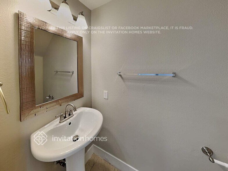 Building Photo - 3486 Bankside Dr