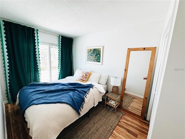 Building Photo - 212 Bunkerhill Ln