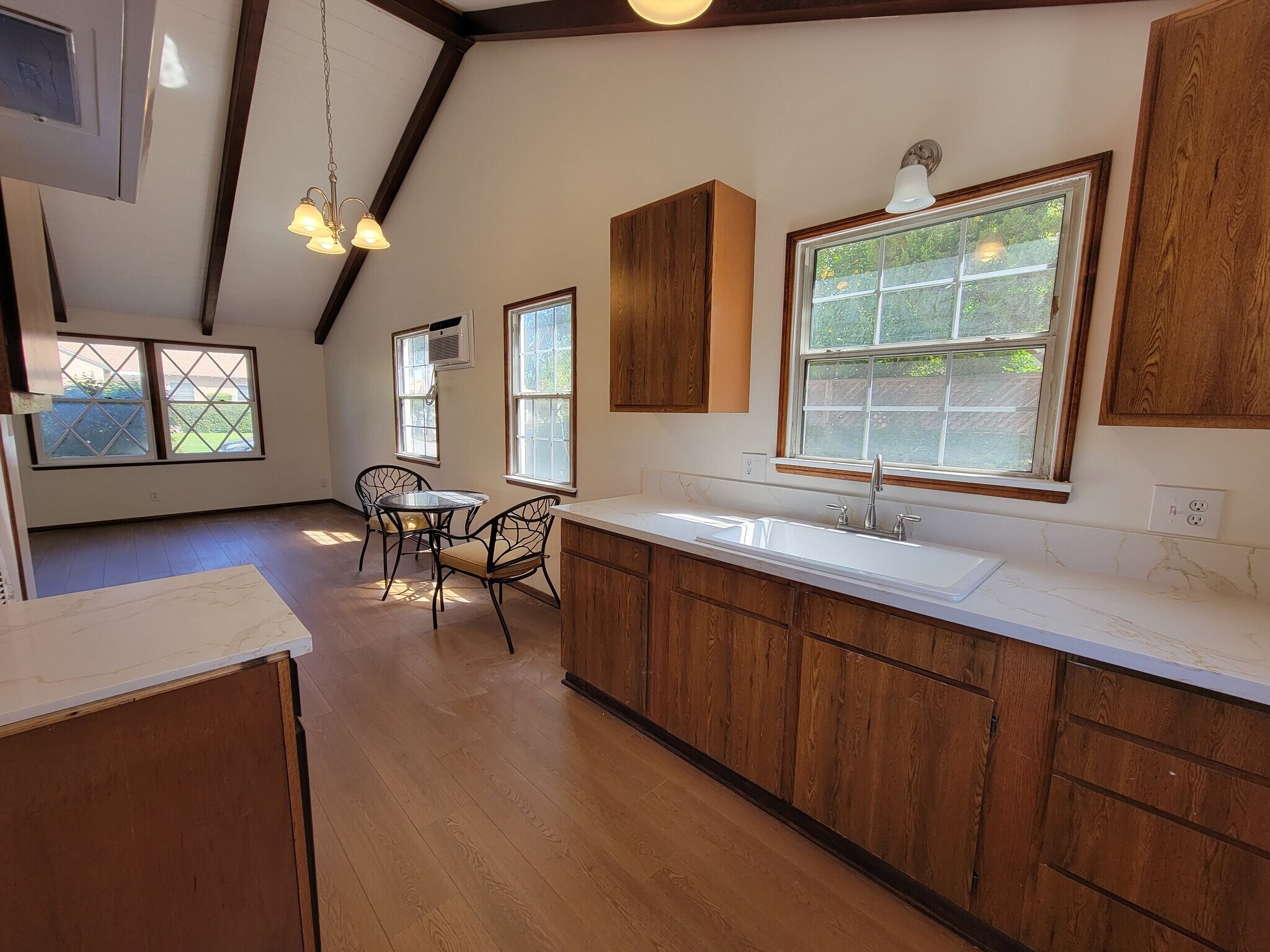 Building Photo - 7247 Allott Ave