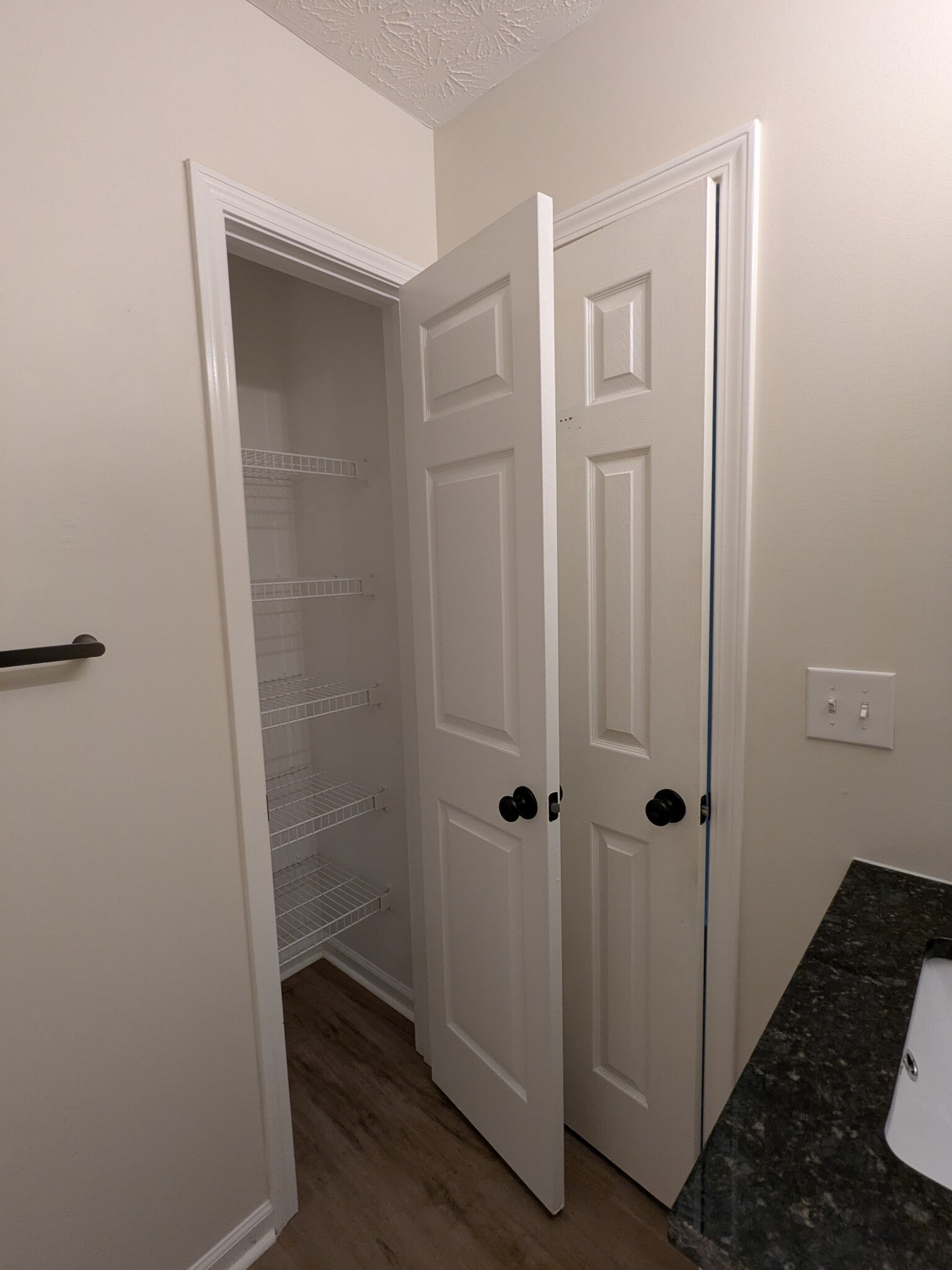 Linen closet - 60 Riverside Pky