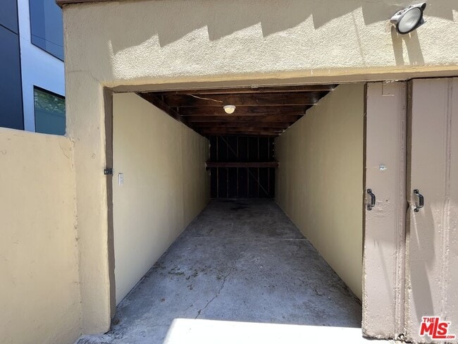 Building Photo - 1807 Redondo Blvd