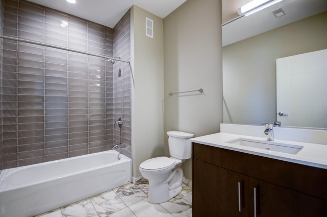 Floorplan - 851 West