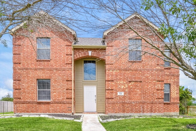 Building Photo - 100 Singleton Dr