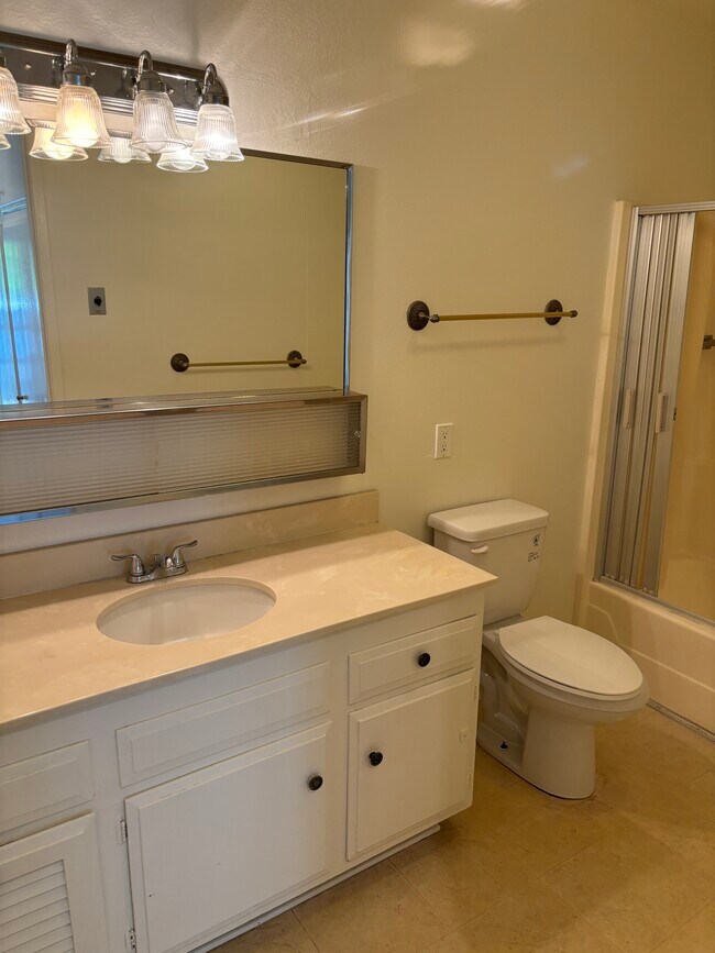 Building Photo - 2280 Via Mariposa W