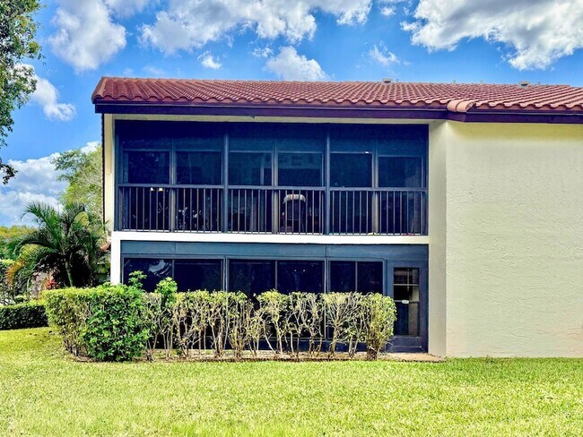 Building Photo - 10615 Ocean Palm Way