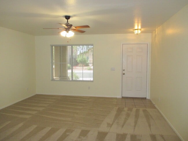 Building Photo - New Listing in Buckeye