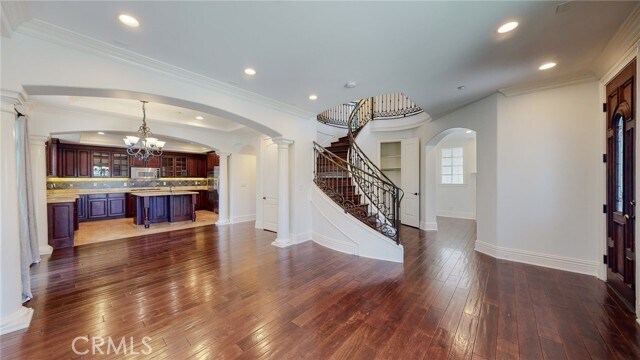 Building Photo - 1102 Slauson Ln