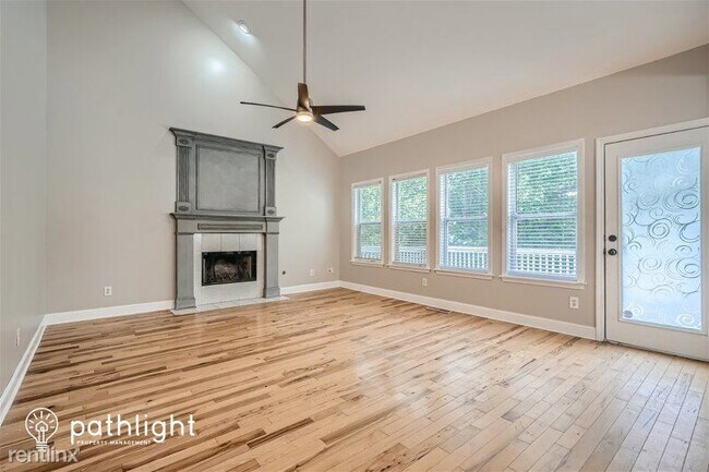 Building Photo - 5 br, 3 bath House - 2642 Ambria Dr UNIT