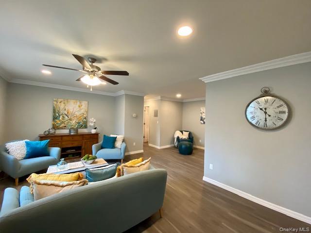 Building Photo - 315 Brook Ave