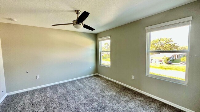 Building Photo - 5852 Ocean Isle Dr