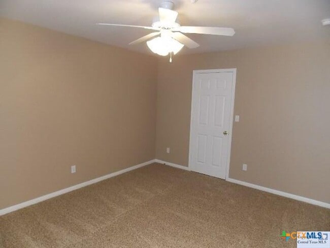 Building Photo - 3146 Douglas Fir Dr