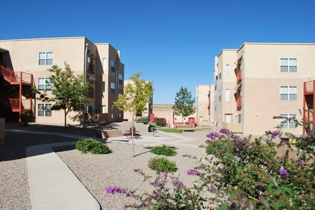 Primary Photo - Enchanted Vista Apartments