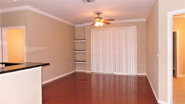Building Photo - Beautiful 2/2 Ground Floor Condo in Gated Bella Terra Community-Orlando!