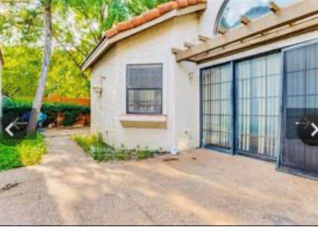 Building Photo - 625 Fiesta Cir