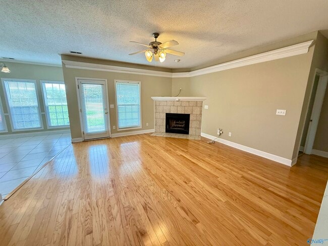Building Photo - 108 N Star Dr