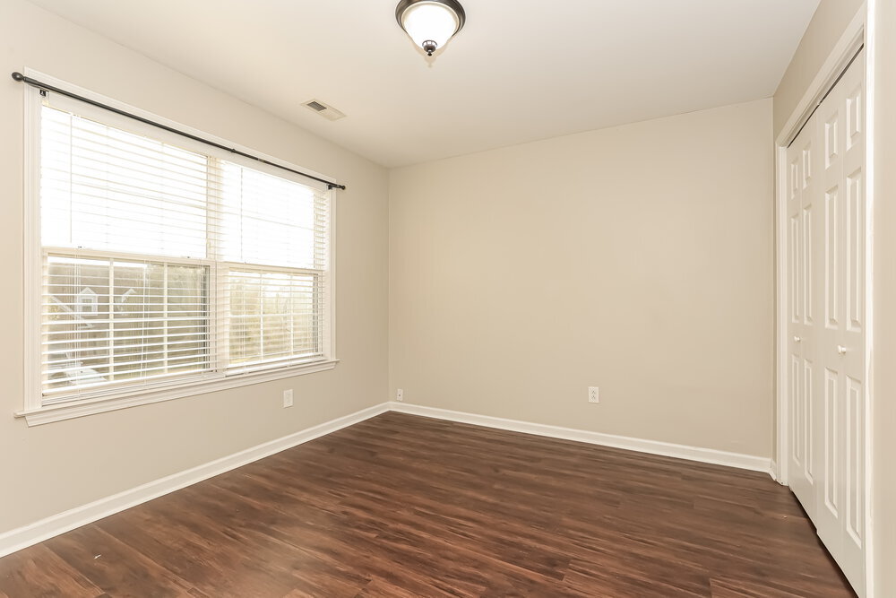 Building Photo - 2648 Hansford Dr