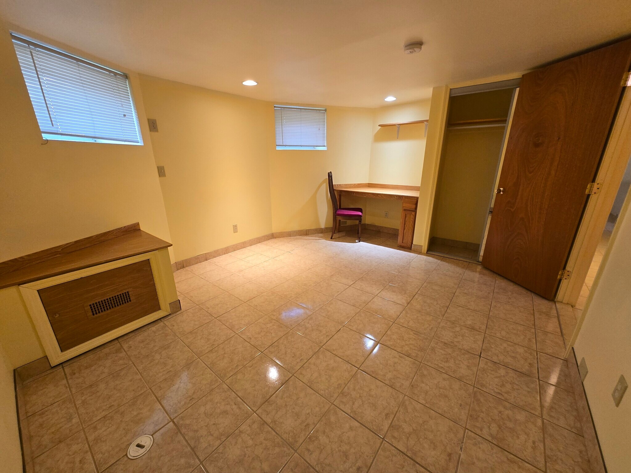 Room 2 - 2325 Reading Rd